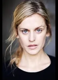 영화배우인 데니스 고프의 대표 이미지