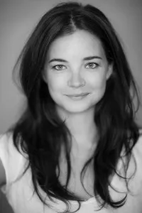 영화배우인 루이즈 페터호프의 대표 이미지