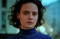 영화배우인 자나 맥키넌의 대표 이미지