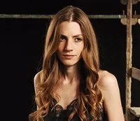 영화배우인 네타 리스킨의 대표 이미지