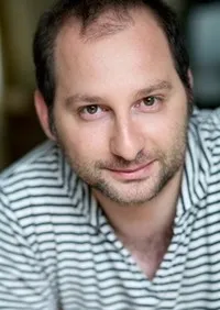 영화배우인 실뱅 카탄의 대표 이미지