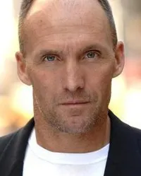 영화배우인 크리스 라판타의 대표 이미지