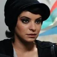 영화배우인 아나스타시아 두미트레스쿠의 대표 이미지