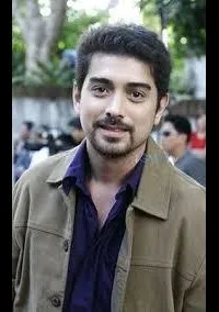 영화배우인 이언 베너라시온의 대표 이미지