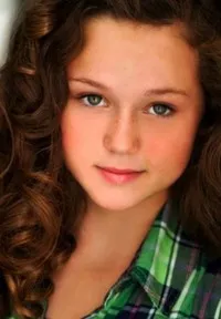 영화배우인 브렉 베이싱어의 대표 이미지