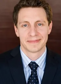 영화배우인 이안 마이클스의 대표 이미지