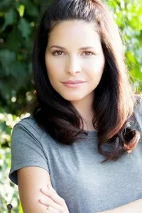 영화배우인 비비안 비엘라의 대표 이미지