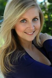 영화배우인 린지 릿지웨이의 대표 이미지