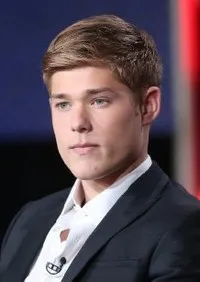 영화배우인 메이슨 다이의 대표 이미지