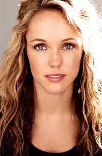 영화배우인 브리앤 몽크리프의 대표 이미지