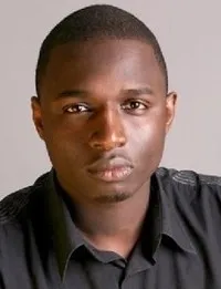 영화배우인 오마르 디우의 대표 이미지