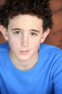 영화배우인 샘 킨셋의 대표 이미지