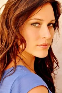 영화배우인 사라 머비의 대표 이미지