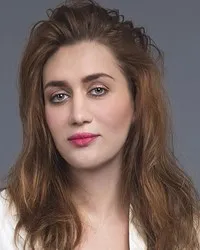 영화배우인 안드레아 페트리크의 대표 이미지