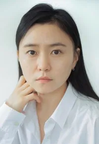 영화배우인 정지인의 대표 이미지