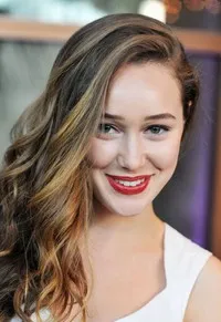 영화배우인 앨리시아 데브넘 캐리의 대표 이미지