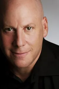 영화배우인 스투 체이켄의 대표 이미지