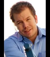 영화배우인 제이슨 세딜로의 대표 이미지