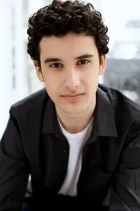 영화배우인 벤 코닉스버그의 대표 이미지