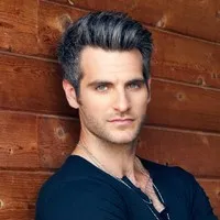 영화배우인 앨런 파웰의 대표 이미지