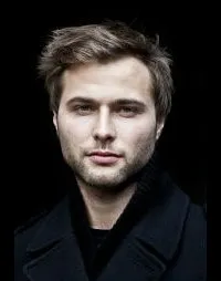 영화배우인 닐스 알토스의 대표 이미지