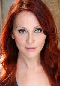 영화배우인 스테파니 바론의 대표 이미지