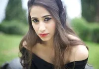 영화배우인 마리아 즈레이크의 대표 이미지