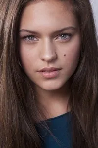 영화배우인 알리사 린치의 대표 이미지