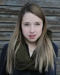 영화배우인 미카엘라 코크런의 대표 이미지