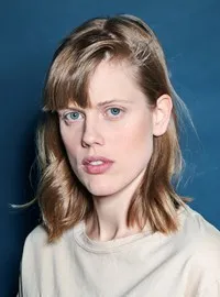 영화배우, 영화제작자인 켈리 맥코맥의 대표 이미지