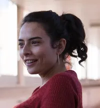 영화배우인 나일리아 아르준의 대표 이미지