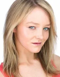 영화배우인 첼시 로페즈의 대표 이미지