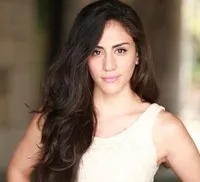 영화배우인 미셸 베인티밀라의 대표 이미지