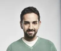 영화배우인 파디 리파이의 대표 이미지