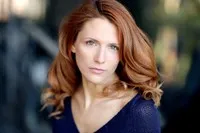 영화배우인 빅토리아 브룸의 대표 이미지