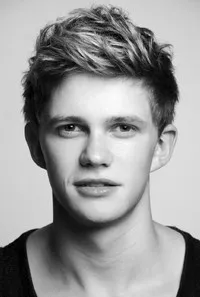 영화배우인 톰 프라이어의 대표 이미지