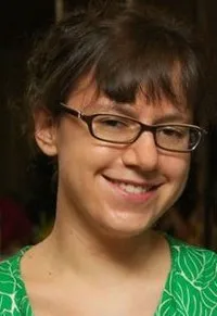 영화감독인 조안나 아노우의 대표 이미지