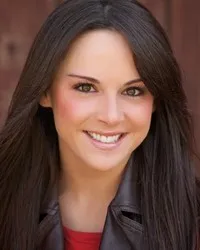 영화배우인 리디 비잔의 대표 이미지