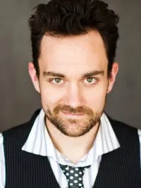 영화배우인 브렌던 테일러의 대표 이미지