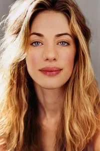 영화배우인 브레나 팰러기의 대표 이미지