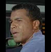 영화배우인 로이드 헤인즈의 대표 이미지