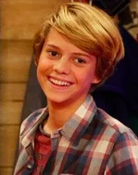 영화배우인 제이스 노먼의 대표 이미지