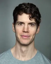 영화배우인 퍼거스 존스턴의 대표 이미지