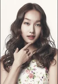 탤런트, 영화배우, 연극배우인 심영은의 대표 이미지