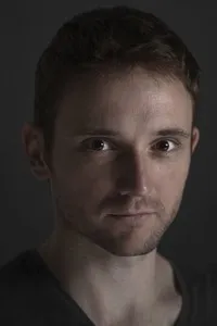 영화배우인 브루노 세비야의 대표 이미지