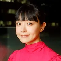 영화배우인 나오의 대표 이미지