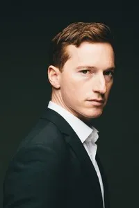 영화배우인 안데르스 하인리크센의 대표 이미지