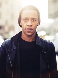 영화배우인 제리 호프먼의 대표 이미지