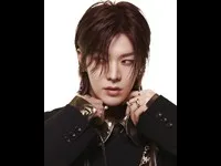 가수인 유타의 대표 이미지