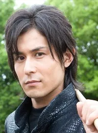 영화배우인 타카야마 타케히사의 대표 이미지